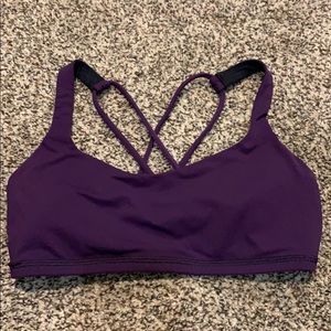 Lululemon sports bra